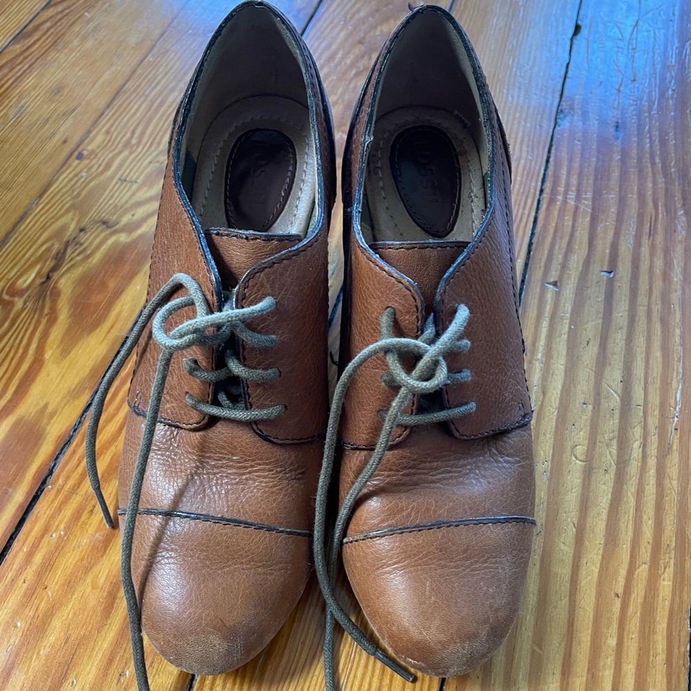 GUC Fossil Leather Laceup Heels, Sz 7